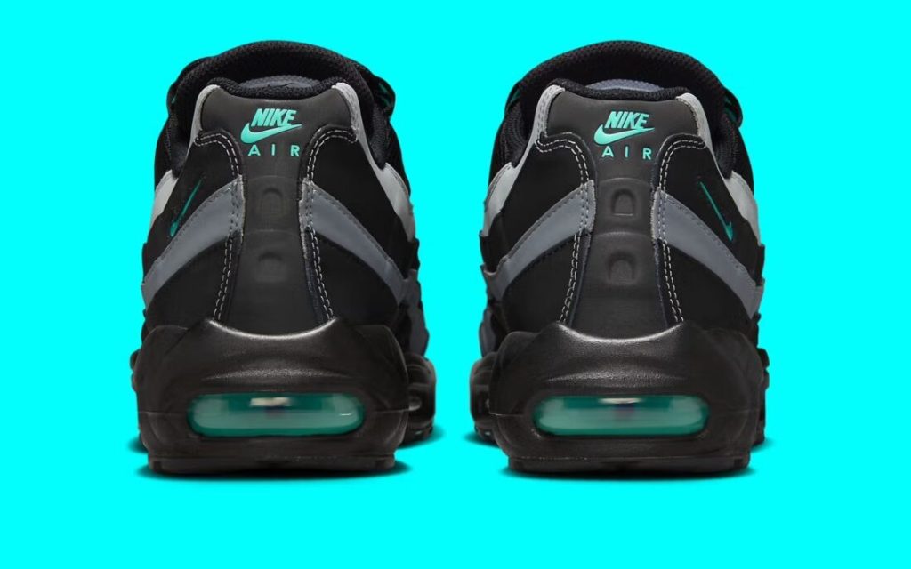 Avec ses détails luxueux et sa structure légendaire, la Nike Air Max 95 Dark Tiffany coche tous les étuis. Une paire parfaite pour affirmer son style tout en rendant hommage à un design emblématique.