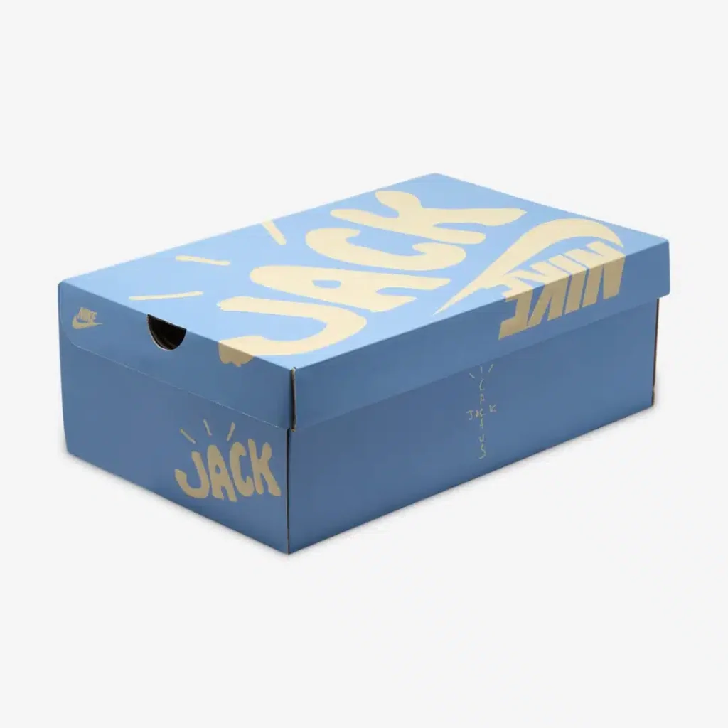 La Travis Scott x Nike Zoom Field Jaxx White Chocolate sera disponible à partir du 17 janvier 2025. Voici les points de vente où vous pourrez la retrouver :