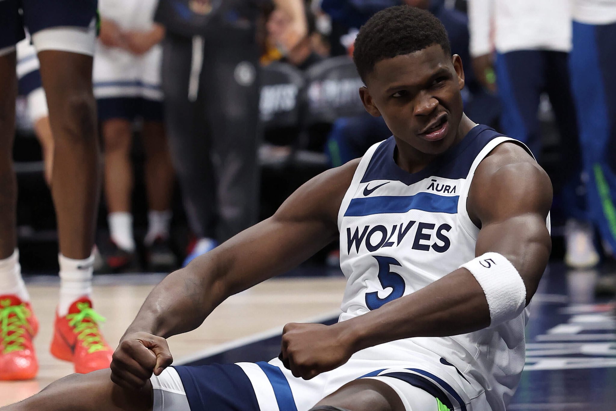 NBA- Playoffs I Les Wolves éteignent les Warriors et filent en finale de conférence