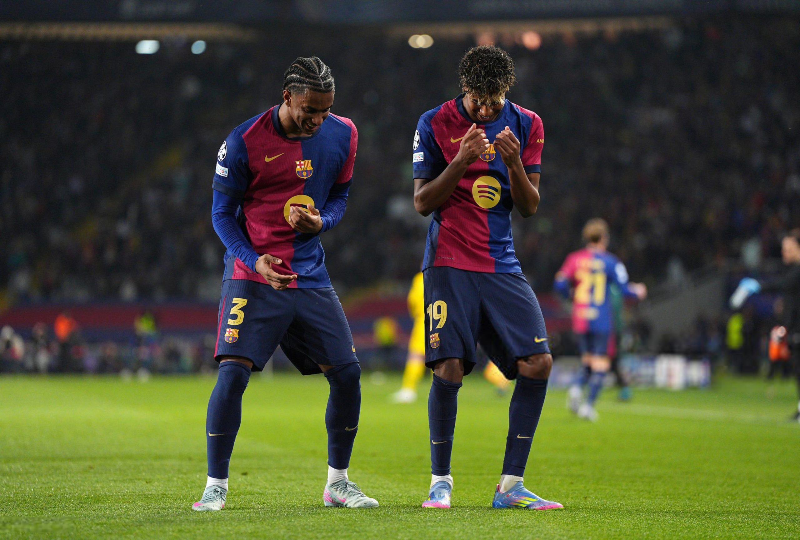 Ligue des Champions I Le Barça surclasse Dortmund et tutoie les demi-finales